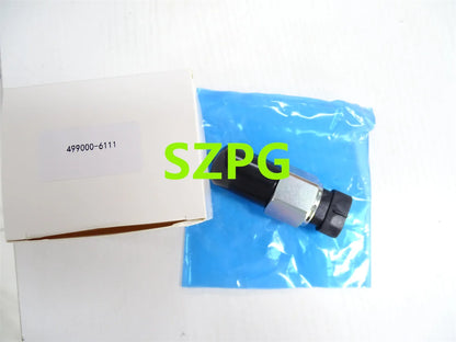 499000-6111 Diesel Fuel Common Rail Pressure Sensor 4990006111 For Hyundai Kia D4DD County HD78 HD72