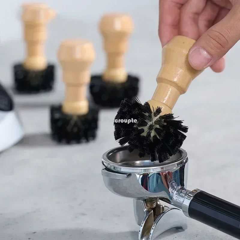Portafilter Cleaning Brush Barista Espresso Coffee Tamper Cleaning Brush 51mm 54mm 58mm Tool with Wooden Handle Barista