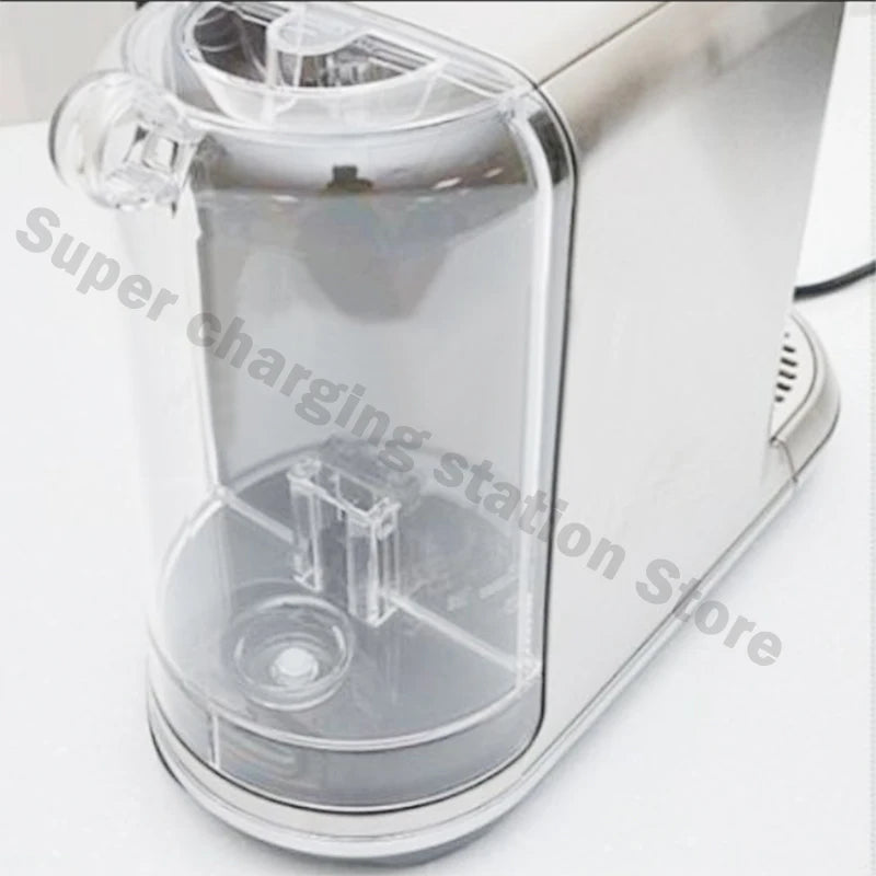 Used for replacing the lid of the water tank in Nestle NESRESO Creatista Plus J520 Sage coffee machine