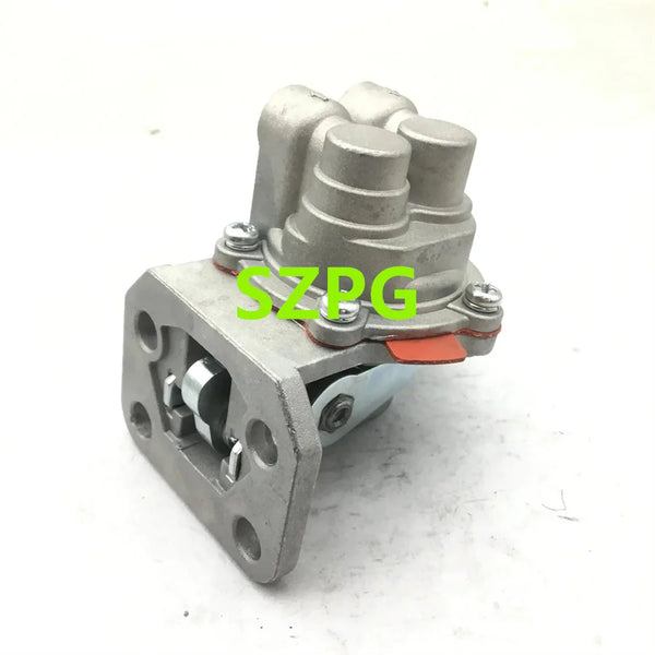 201-46298 20146298 Mechanical Fuel Pump Tractor Parts Fuel Pump for Lister Petter T SERIES 4 BOLT